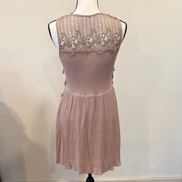 Southern Fried Chics Lace Trim Sleeveless Dress Size Medium - Picture 6 of 11